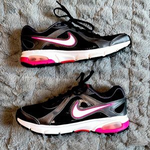 Nike Air Dictate 2 Women’s shoes size 7.5
